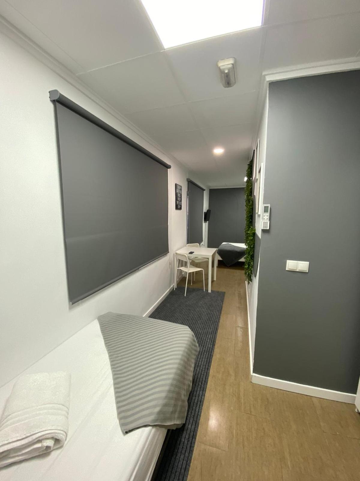 Optimus Comfort Valencia Bagian luar foto