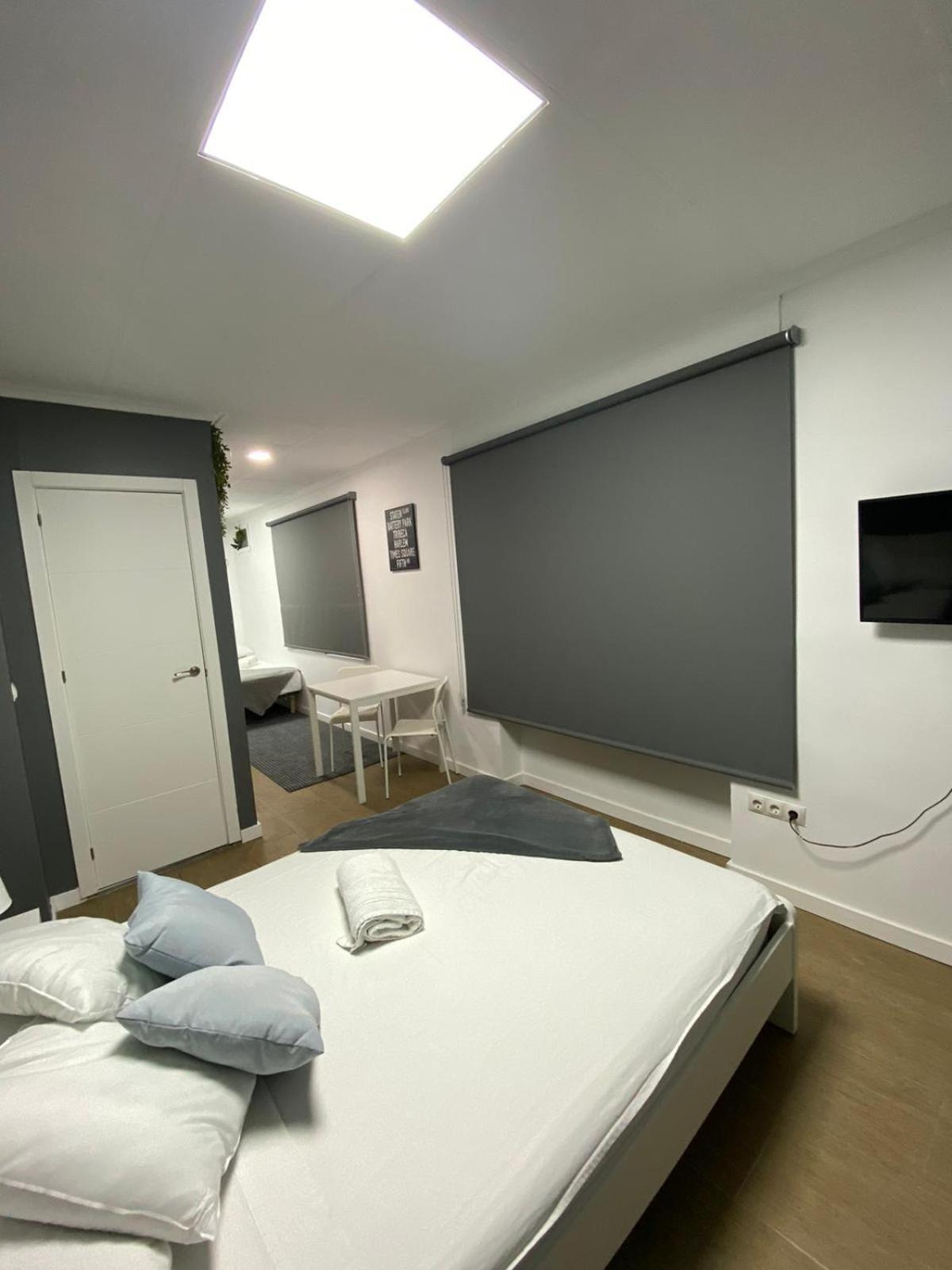 Optimus Comfort Valencia Bagian luar foto