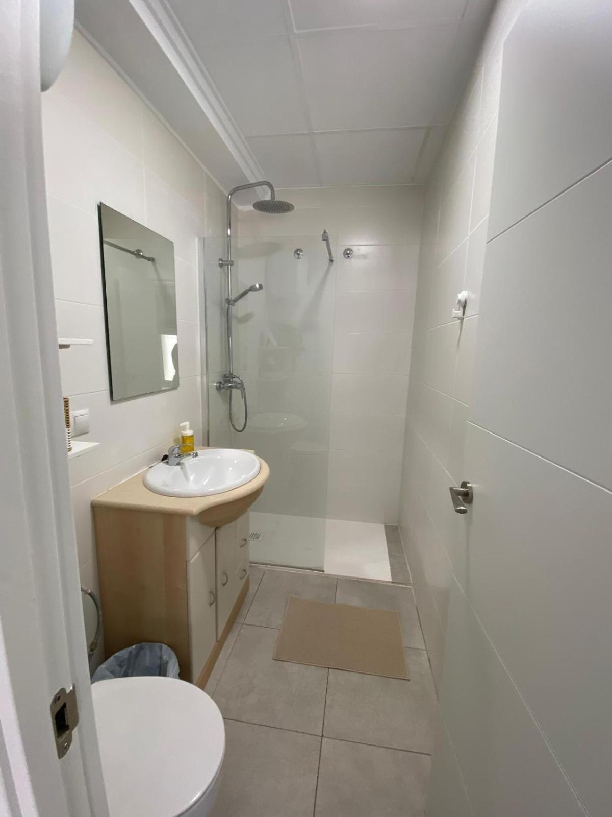 Optimus Comfort Valencia Bagian luar foto