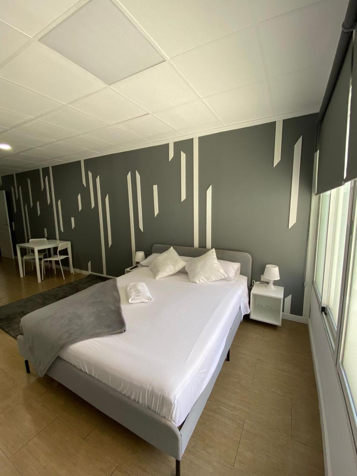 Optimus Comfort Valencia Bagian luar foto