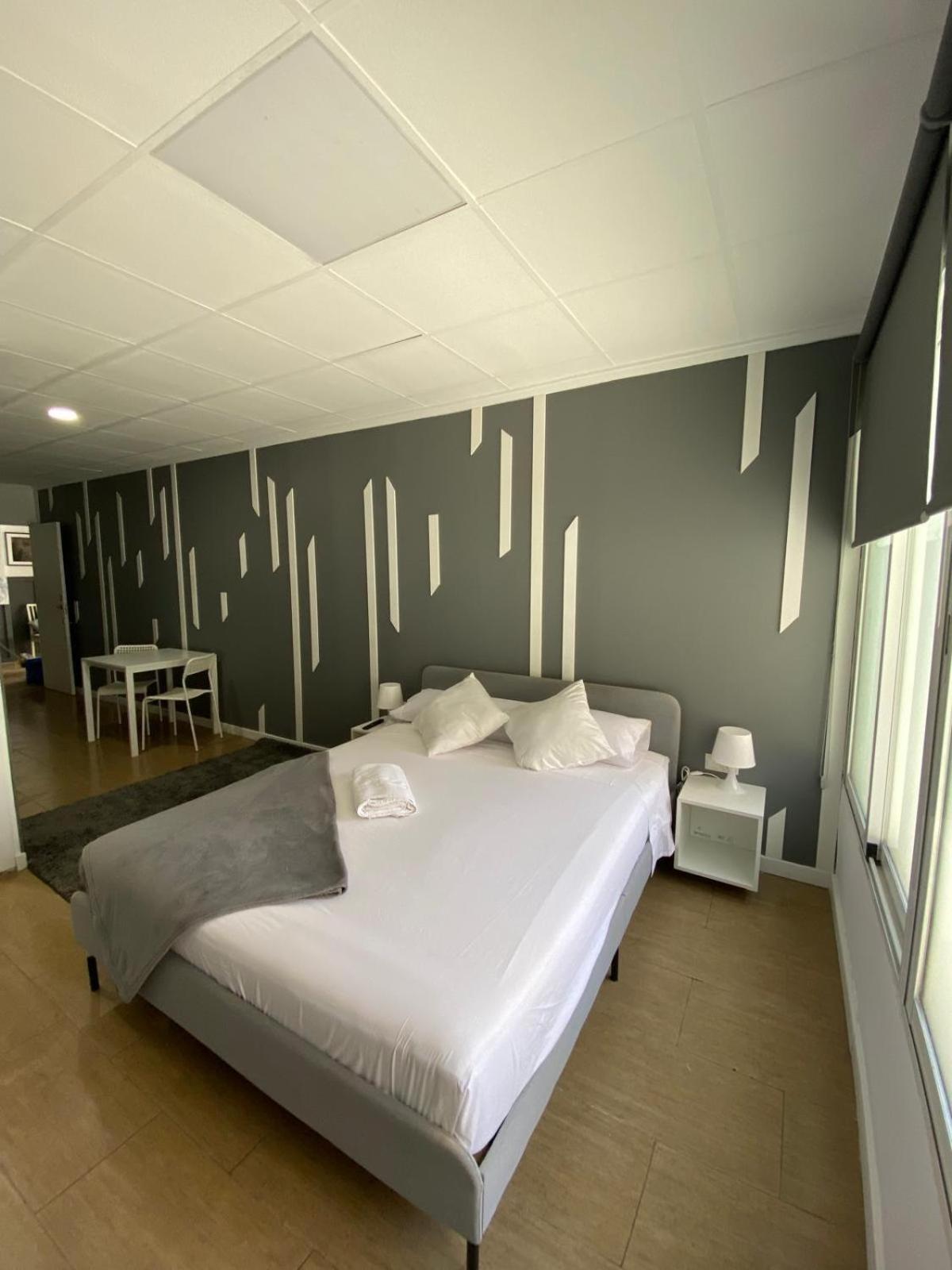 Optimus Comfort Valencia Bagian luar foto
