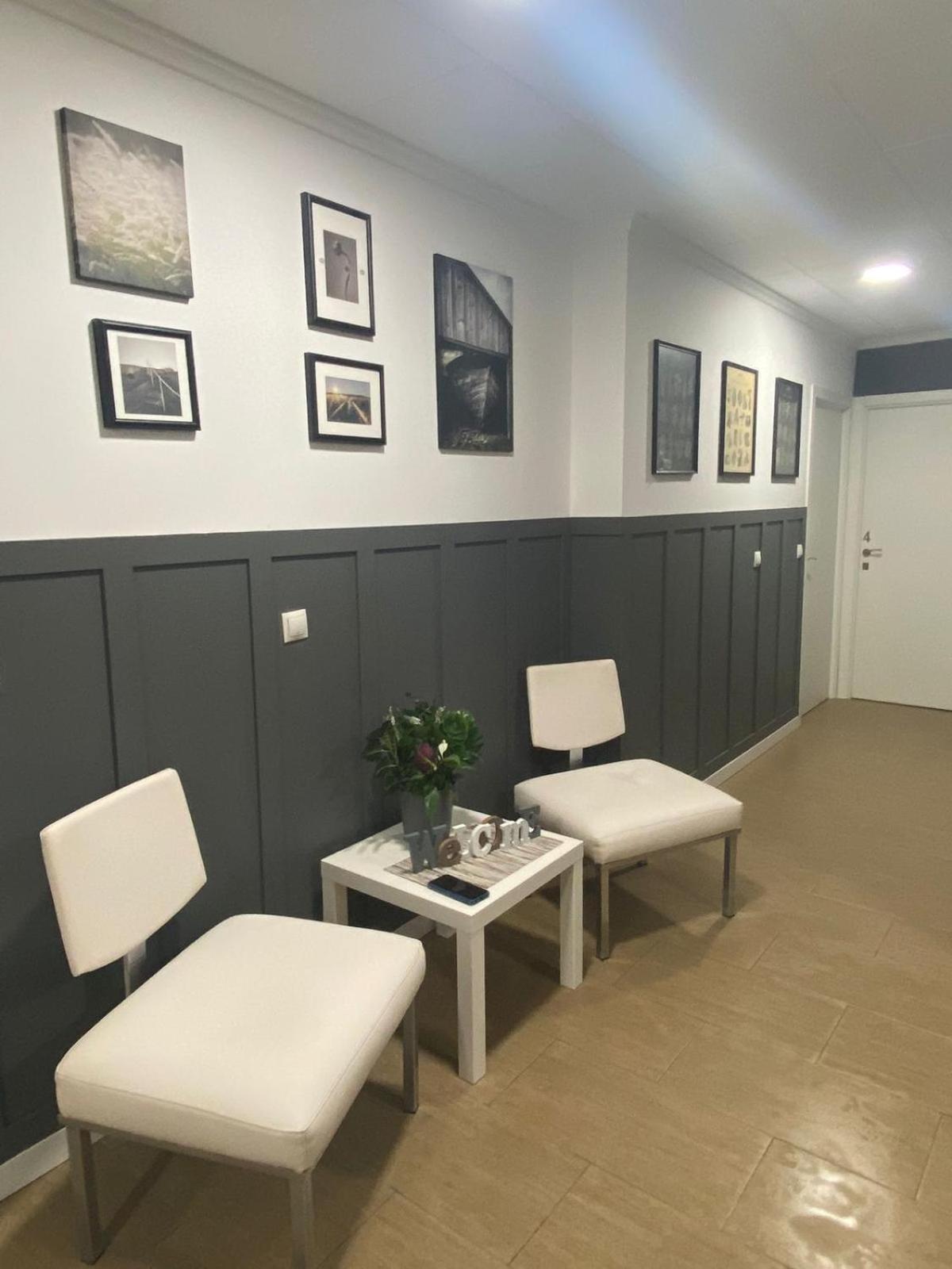 Optimus Comfort Valencia Bagian luar foto