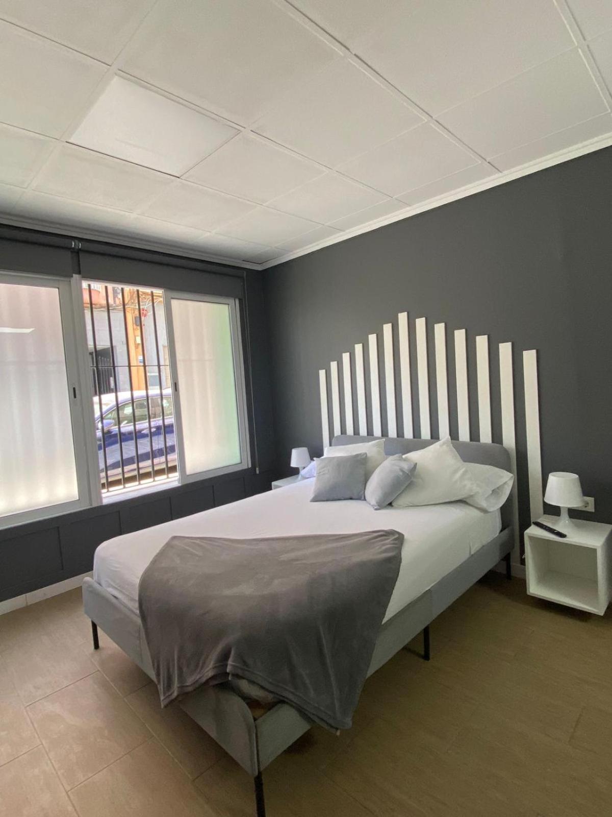 Optimus Comfort Valencia Bagian luar foto