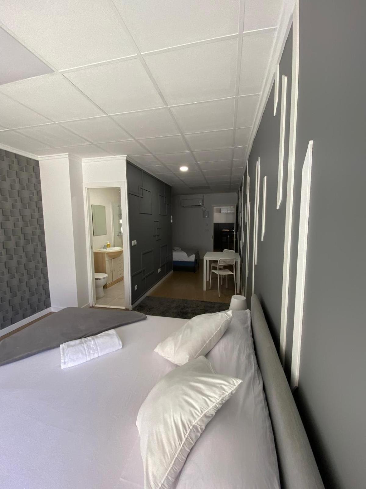 Optimus Comfort Valencia Bagian luar foto