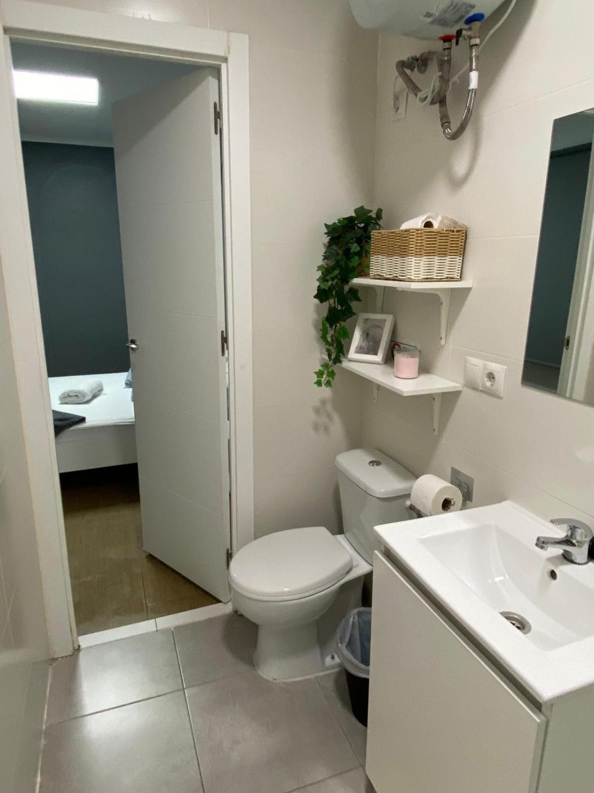 Optimus Comfort Valencia Bagian luar foto