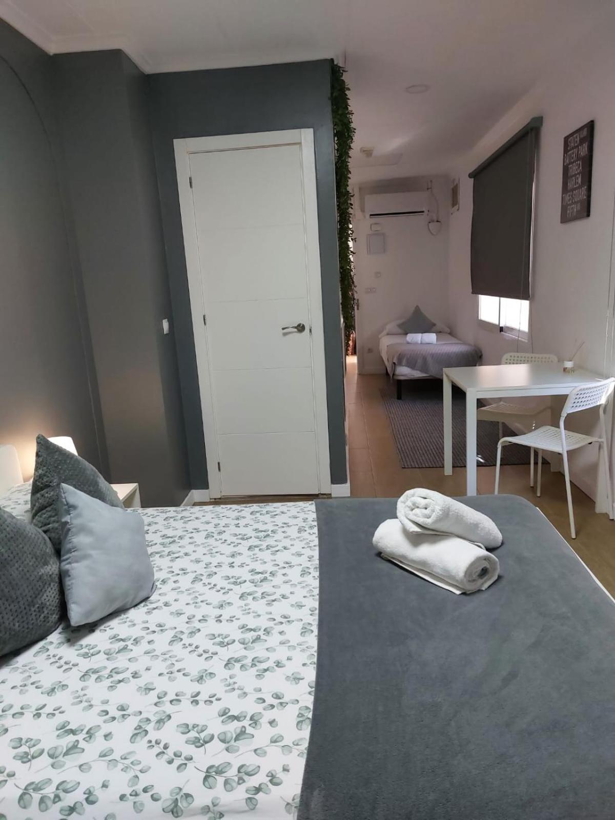 Optimus Comfort Valencia Bagian luar foto