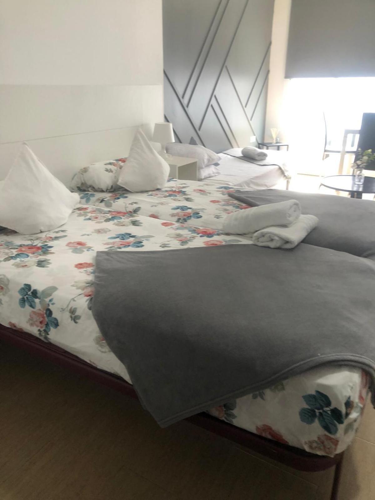 Optimus Comfort Valencia Bagian luar foto