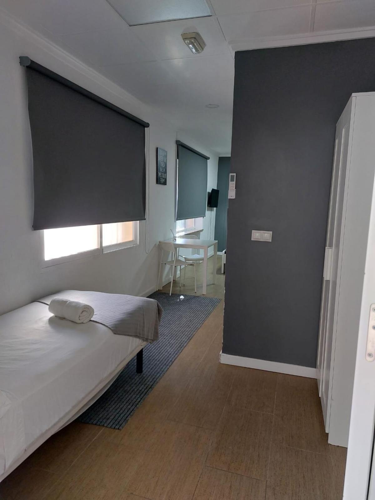 Optimus Comfort Valencia Bagian luar foto